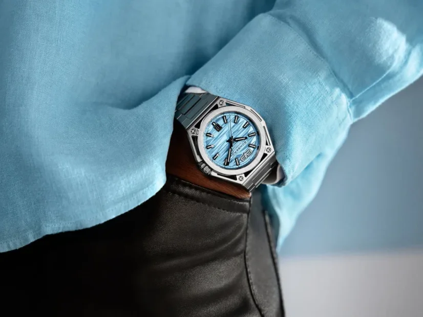Men's silver Bomberg Watch with steel strap EDGE CYAN 43MM Automatic