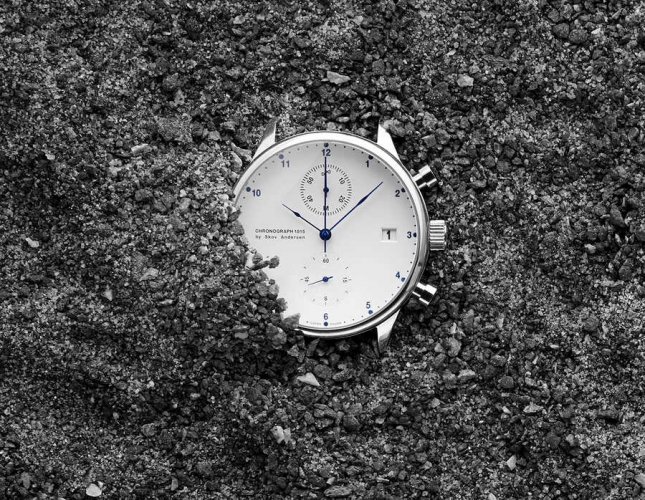 Strieborné pánske hodinky About Vintage s opaskom z pravej kože Chronograph Steel / White 1815 41MM