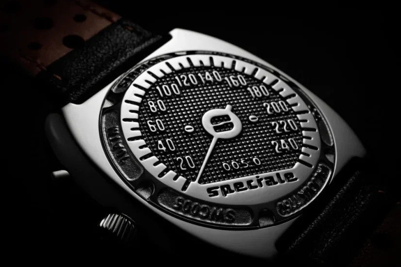 Stříbrné pánské hodinky Straton Watches s koženým páskem Speciale Orange Sand Paper 42MM