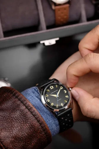 Relógio Nivada Grenchen prata para homens com pulseira de borracha Antarctic 35001M01 35MM