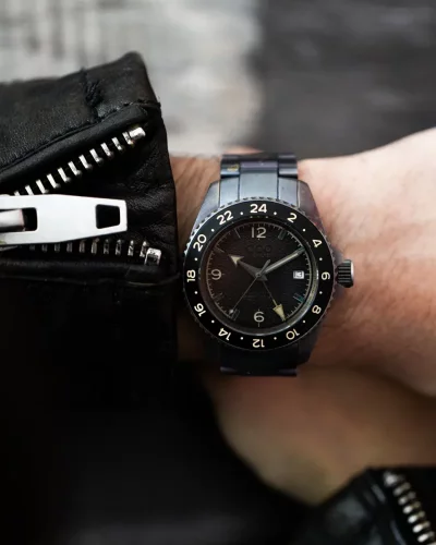 Męski srebrny zegarek Out Of Order Watches ze stalowym paskiem Trecento Black 40MM Automatic
