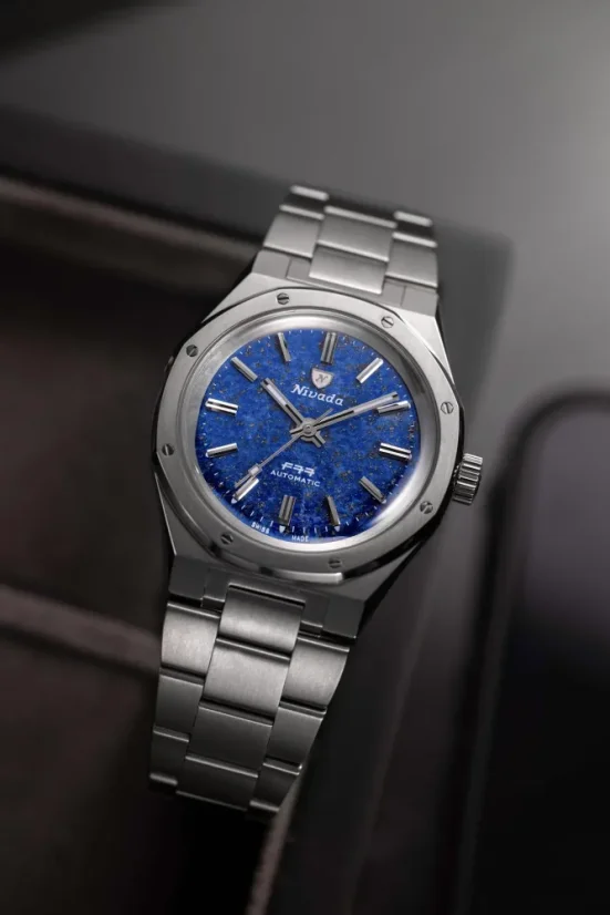 Herrenuhr aus Silber Nivada Grenchen mit Stahlband F77 TITANIUM LAPIS LAZULI 68017A77 37MM Automatic