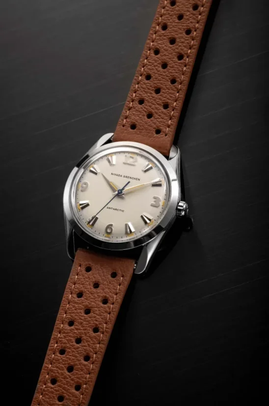 Orologio da uomo Nivada Grenchen in colore argento con cinturino in pelle Antarctic 35001M15 35MM