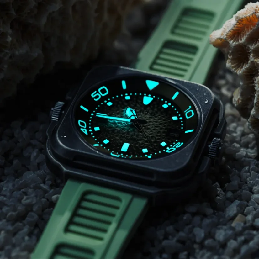 Orologio da uomo OLTO-8 nero con cinturino in gomma Coral Steward Diving Black / Green 45MM