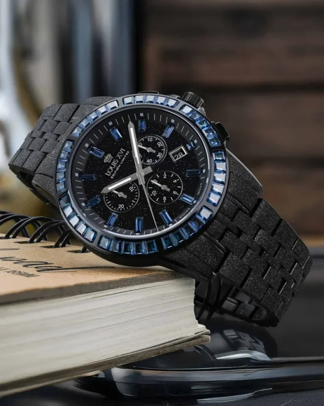 Černé pánské hodinky Louis XVI s ocelovým páskem Majesté Iced Out Rainbow 1130 - Black 43MM
