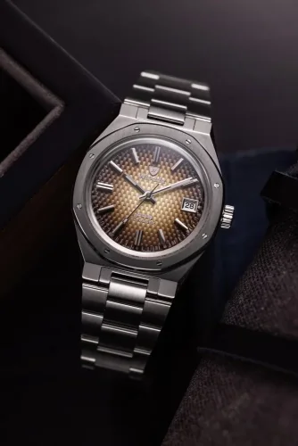 Reloj Nivada Grenchen plata de caballero con correa de acero F77 Brown Smoked With Date 69002A77 37MM Automatic