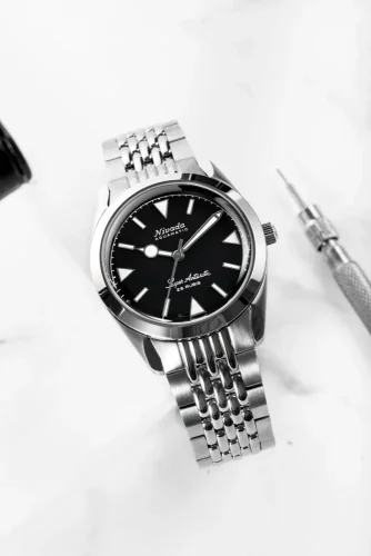 Relógio Nivada Grenchen prata masculina com pulseira de aço Super Antarctic 32025A20 38MM Automatic