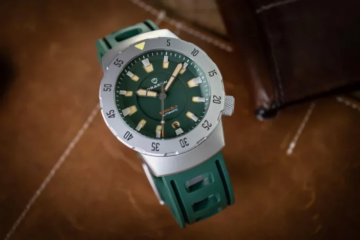 Stříbrné pánské hodinky Draken s ocelovým páskem Benguela – Green ETA 2824-2 Steel 43MM Automatic