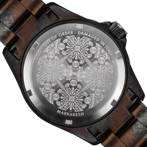 Zilverkleurig herenhorloge van Out Of Order Watches met stalen riem band GMT Marrakesh 44MM