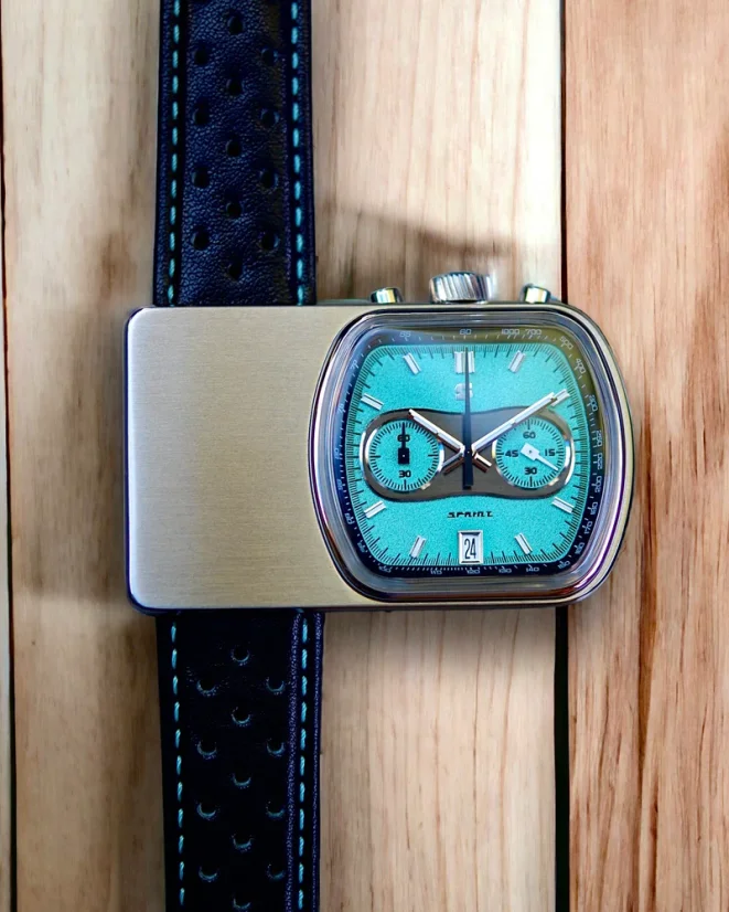 Herrenuhr aus Silber Straton Watches mit Ledergürtel Cuffbuster Sprint Turquoise 37,5MM