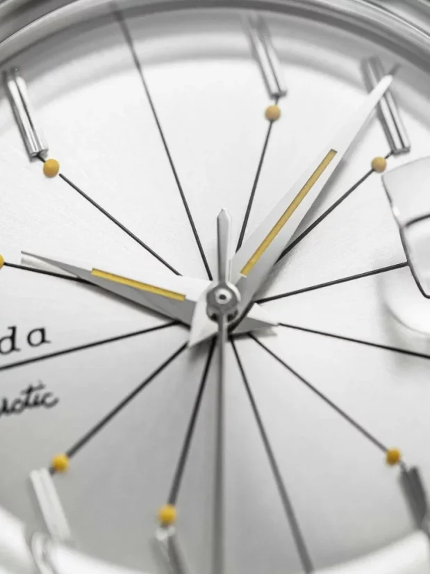 Orologio da uomo Nivada Grenchen in argento con cinturino in pelle Antarctic Spider 32023A10 38MM Automatic