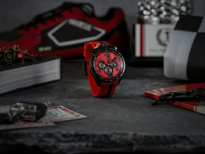 Černé pánské hodinky Bomberg s gumovým páskem Racing MONZA 45MM
