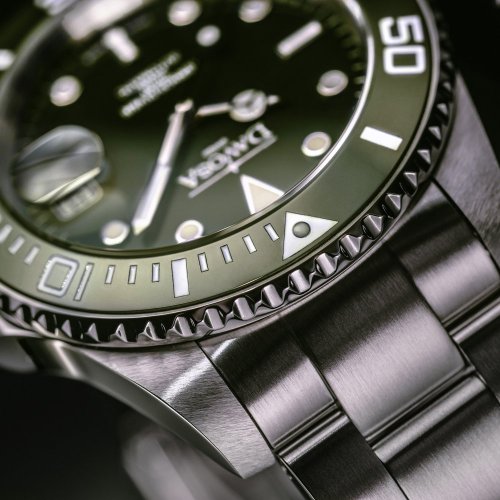 Ασημένιο ρολόι Davosa για άντρες με ιμάντα από χάλυβα Ternos Ceramic - Silver/Green 40MM Automatic