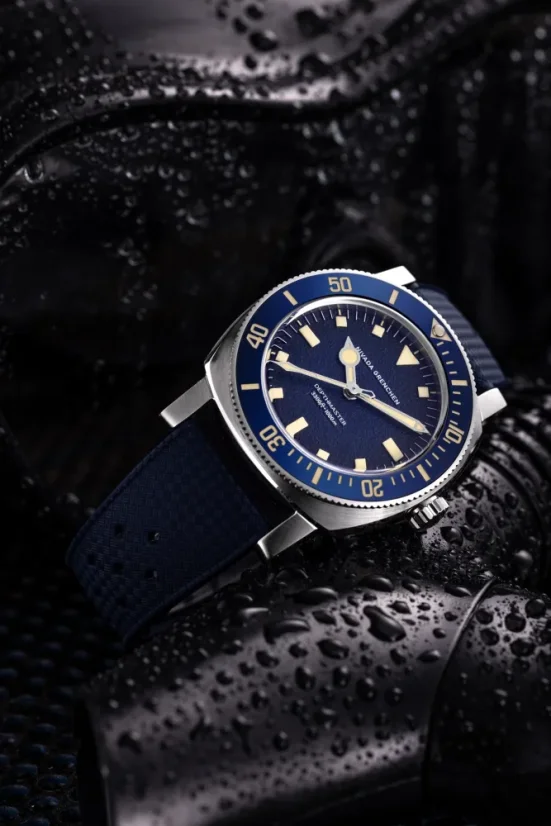 Stříbrné pánské hodinky Nivada Grenchen s gumovým páskem Depthmaster Blue 14129A24 39MM Automatic