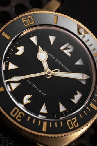 Reloj Nivada Grenchen Oro para hombre con correa de piel Pacman Depthmaster Bronze 14123A14 Brown Leather White 39MM Automatic