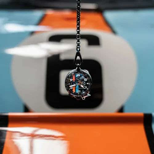 Čierne pánske hodinky Bomberg Watches s gumovým pásikom Racing MONACO 45MM