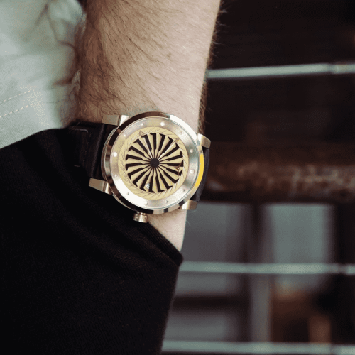 Gold Herrenuhr Zinvo Watches mit echtem Ledergürtel Blade - Gold 44MM