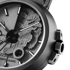 Zwart herenhorloge van 22Designstudio Watches met leren band Black Dragon 45MM Automatic