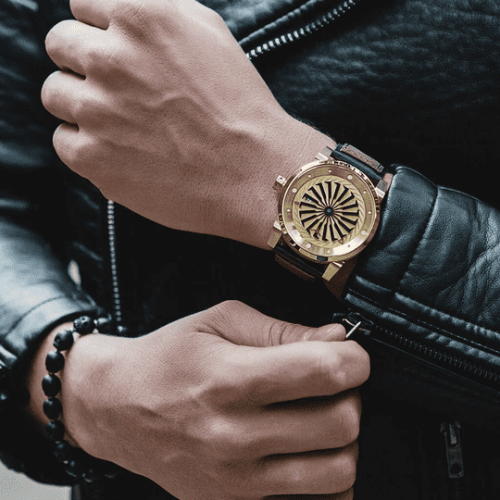 Montres Zinvo pour hommes en or avec bracelet en cuir véritable Blade - Gold 44MM