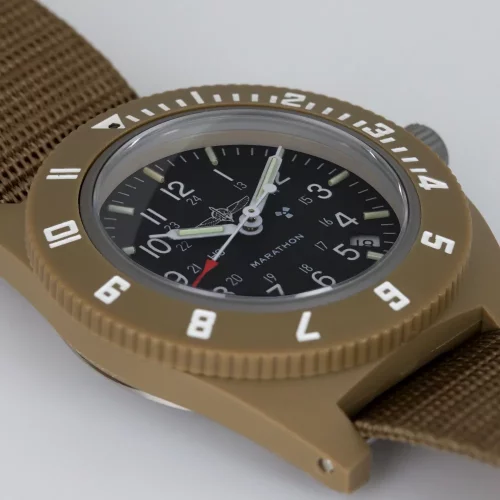 Montre Marathon Watches pour homme de couleur marron avec bracelet en nylon Official Duvdevan Desert Tan Pilot's Navigator with Date 41MM
