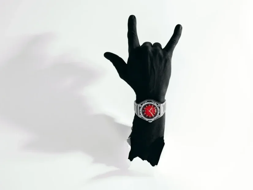 Men's silver Bomberg Watch with steel strap EDGE RED 43MM Automatic