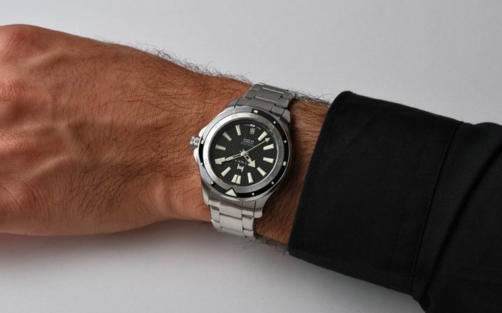 Montre Fathers Watches pour homme de couleur argent avec bracelet en acier Eternal Legacy Steel 40MM Automatic