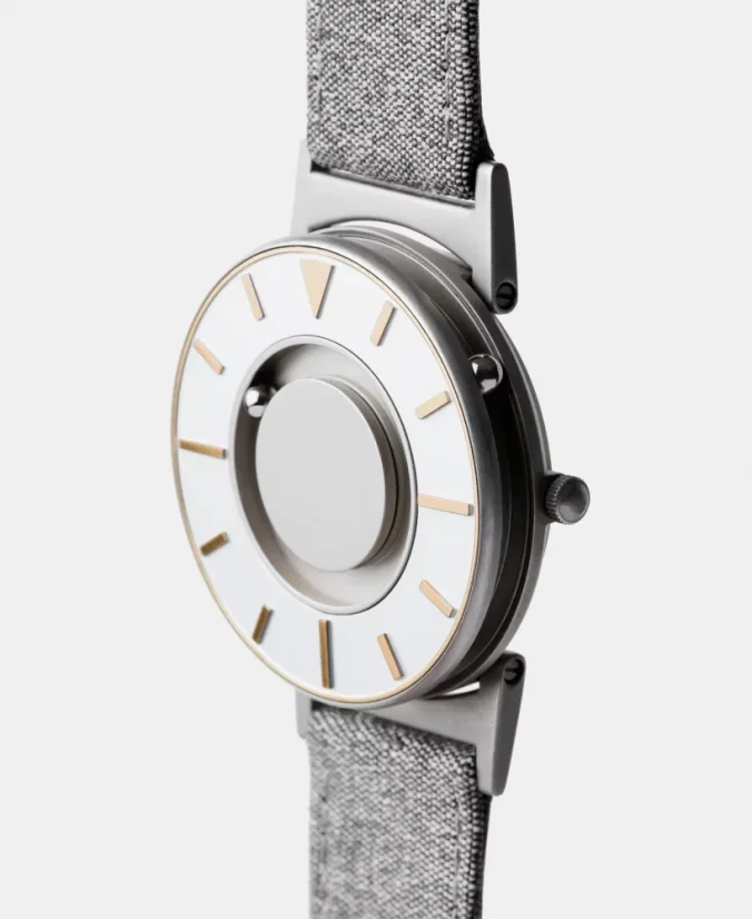 Strieborné pánske hodinky Eone s koženým opaskom Bradley Compass Gold - Silver 40MM