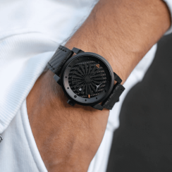 Schwarze Herrenuhr Zinvo Watches mit echtem Ledergürtel Blade Venom - Black 44MM
