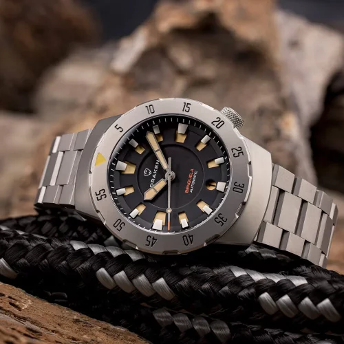 Men's silver Draken watch with steel strap Benguela – Black ETA 2824-2 Steel 43MM Automatic