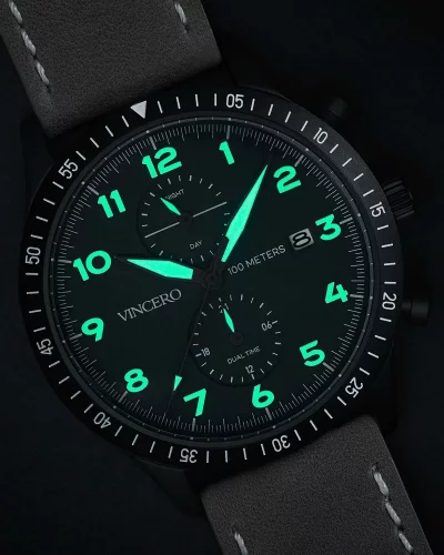 Relógio Vincero de homem preto com pulseira de aço The Altitude Matte Black/Cobalt 43MM