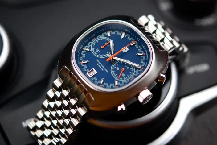 Srebrny zegarek męski Straton Watches z pasem stalowym Comp Driver Blue 42MM