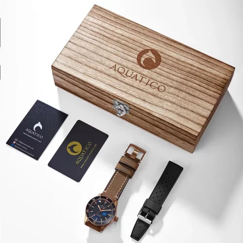 Złoty zegarek męski Aquatico Watches ze skórzanym paskiem Bronze Sea Star Black No Date Automatic 42MM