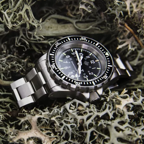 Silberne Herrenuhr Marathon Watches mit Stahlband Grey Maple Large Diver's 41MM Automatic