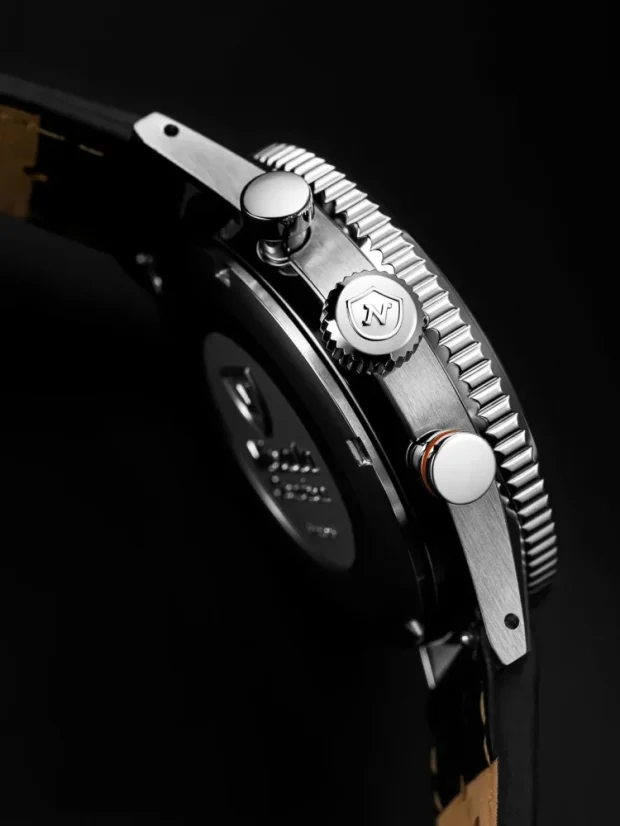 Stříbrné pánské hodinky Nivada Grenchen Chronoking Mecaquartz Racing Black 87048Q01 38MM