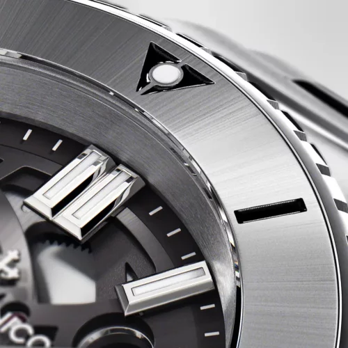 Srebrny męski zegarek Venezianico ze stalowym paskiem Nereide Ultraleggero 3921503C 42MM Automatic