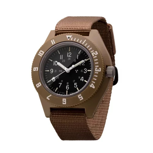 Relógio Marathon Watches marrom para homens com cinto de nylon Desert Tan Pilot's Navigator 41MM