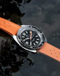 Męski srebrny zegarek Momentum Watches z gumowym paskiem Sea Quartz 30 Orange Tropic FKM Rubber 42MM