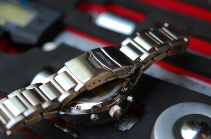 Relógio Straton Watches prata para homens com pulseira de aço Classic Driver MKII Blue Dial 40MM