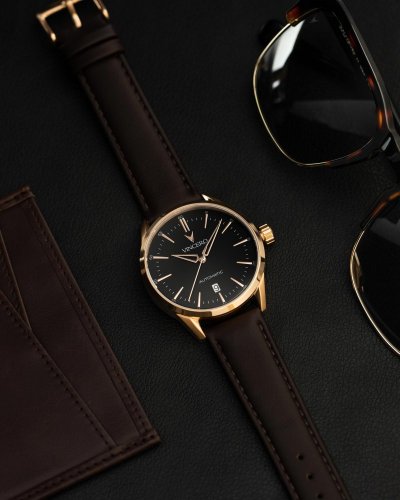Relógio masculino Vincero dourado com pulseira de couro Icon Automatic - Rose Gold 41MM