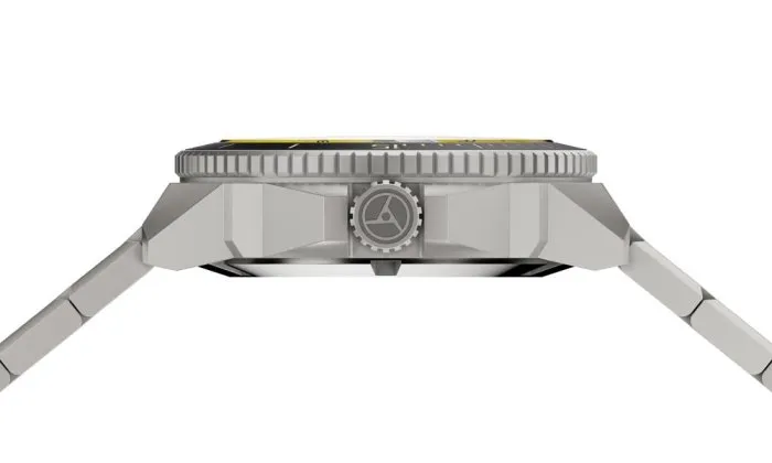 Men's silver Circula Watch with steel strap DiveSport Titan - Madame Jeanette / Black DLC Titanium 42MM Automatic