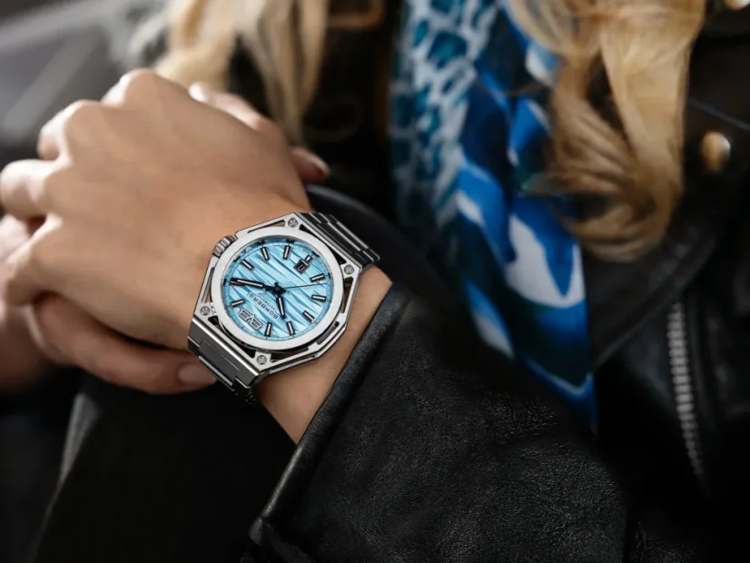 Men's silver Bomberg Watch with steel strap EDGE CYAN 43MM Automatic