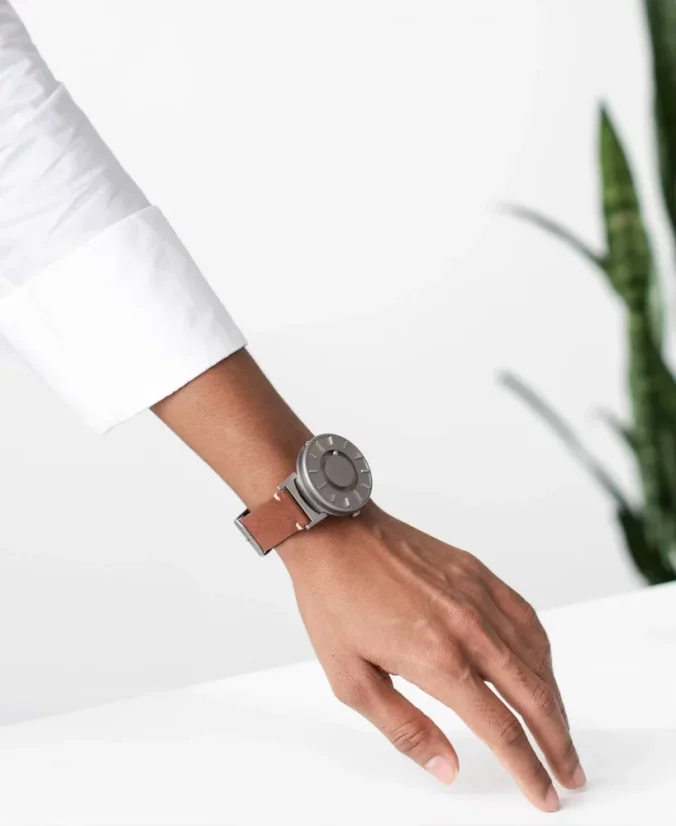 Men's silver Eone watch with leather strap Bradley Canvas Classic - Silver 40MM