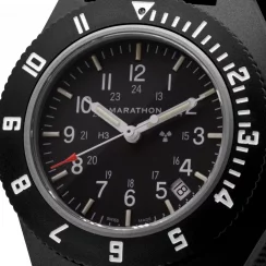 Schwarze Herrenuhr Marathon Watches mit Nylongürtel Black Pilot's Navigator with Date 41MM