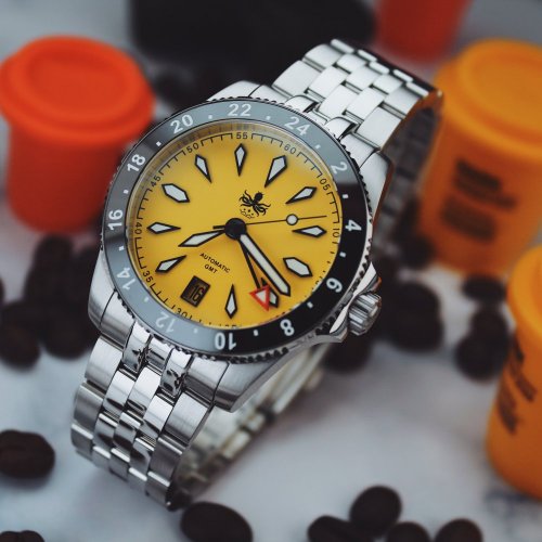 Muški srebrni sat Phoibos Watches s čeličnim remenom Voyager PY035F Canary Yellow - Automatic 39MM