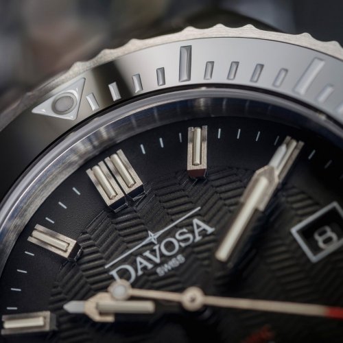 Stříbrné pánské hodinky Davosa s ocelovým páskem Argonautic Lumis Mesh - Silver/Black 43MM Automatic
