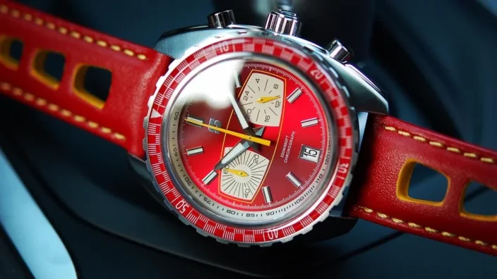 Strieborné pánske hodinky Straton Watches s koženým pásikom Syncro Red 44MM