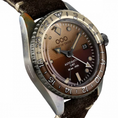 Strieborné pánske hodinky Out Of Order Watches s koženým pásikom Irish Coffee GMT 40MM Automatic