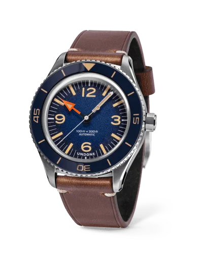 Zilverkleurig herenhorloge van Undone Watches met leren riem Basecamp Classic Blue 40MM Automatic