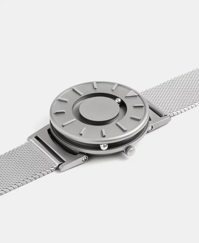 Muški srebrni sat Eone s čeličnim remenom Bradley Mesh - Silver 40MM