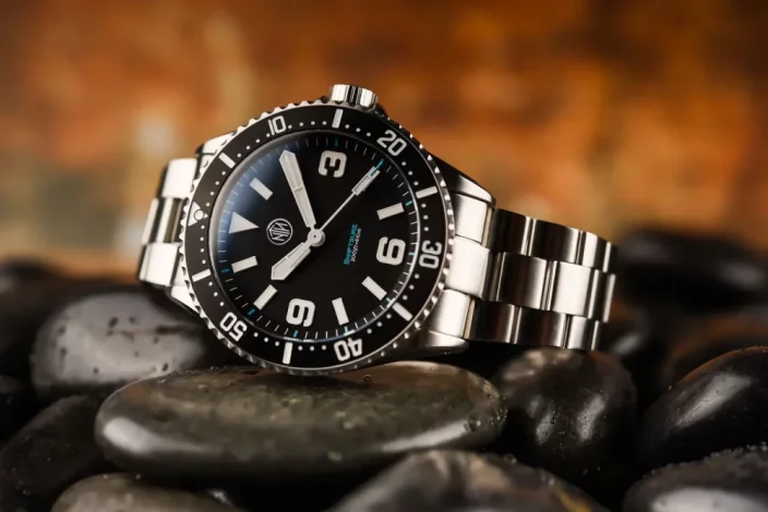 Muški srebrni sat NTH Watches s čeličnim remenom 2K1 Subs Swiftsure With Date - Black Automatic 43,7MM